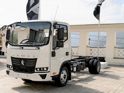 Бортовой автомобиль КАМАЗ КОМПАС 6 3,5 тонны 4,8 м